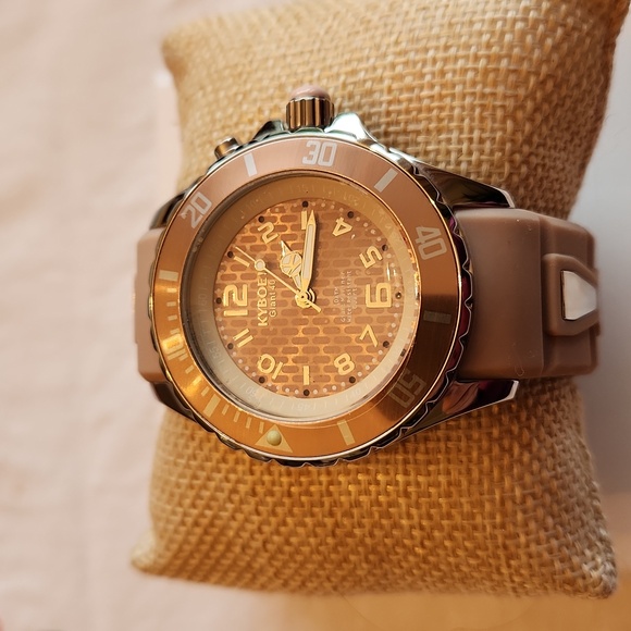 NEW- KYBOE! Women's watch. Giant 40 model - Picture 1 of 9